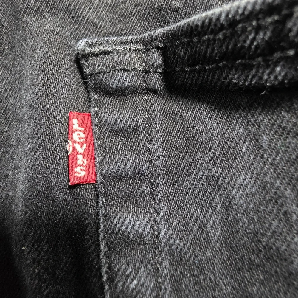 Levis 501 Mens Black Denim Shorts Original Fit Button Fly Cut Off Size 38 W38